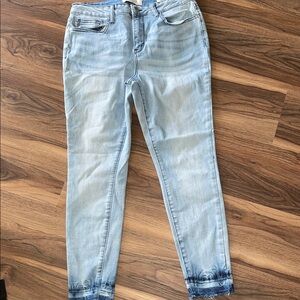 Judy Blue Light Wash Skinny Jeans
